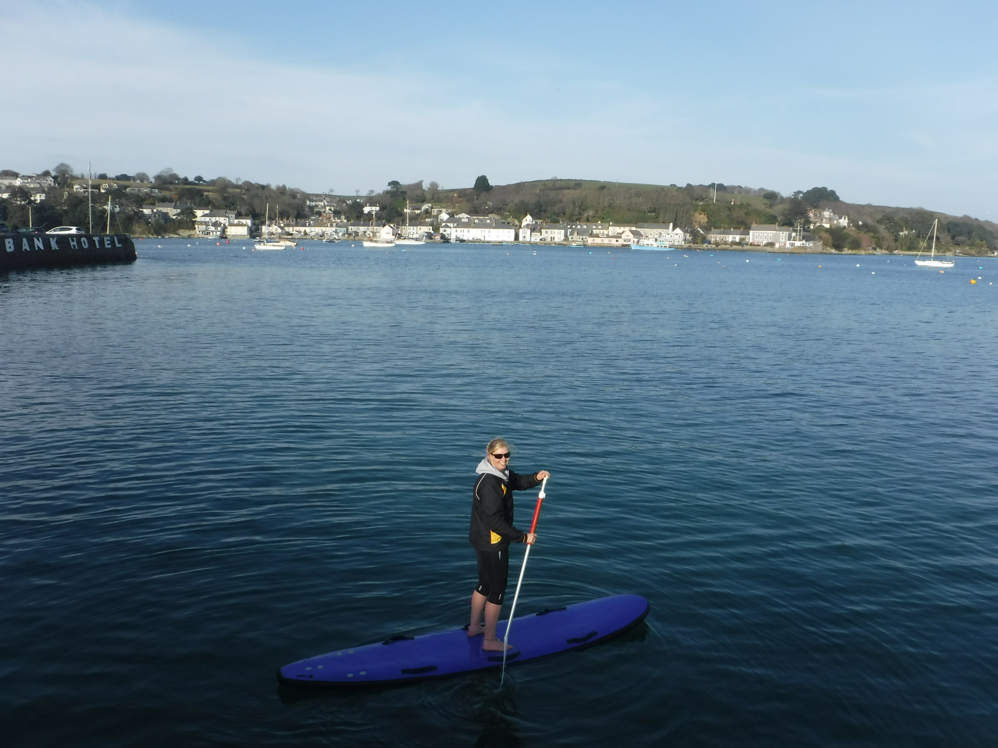 paddle boarding fistral beach